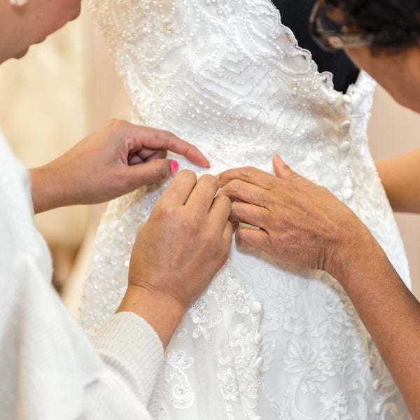 Rashawn Rose Bridal Shop - Fort 