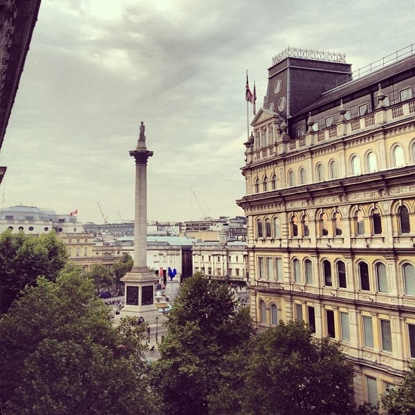 9/27/2013 tarihinde Alexandra P.ziyaretçi tarafından The Grand at Trafalgar Square'de çekilen fotoğraf