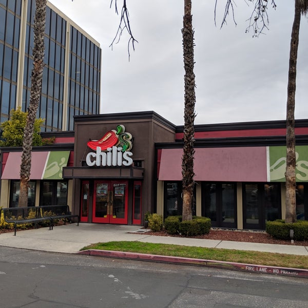 Photo taken at Chili&#39;s Grill &amp; Bar by Roger F. on 12/4/2018