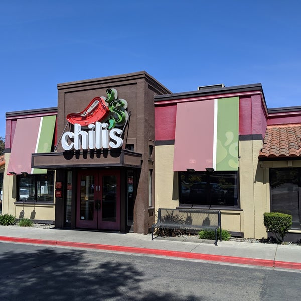 Photo taken at Chili&#39;s Grill &amp; Bar by Roger F. on 4/14/2019