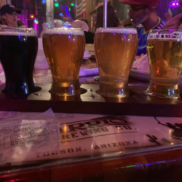 Photo taken at Barrio Brewing Co. by Hector R. on 11/3/2019