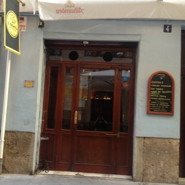 Das Foto wurde bei L&#39;Ermità Café Cultural von LErmità C. am 7/23/2014 aufgenommen