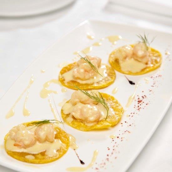 Ya probaste la hamaca de camarones del Restaurante La Vitrola? Reservas al 3924710