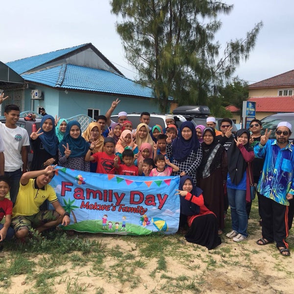 Photos At De Wana Beach Resort Restaurant Pantai Dalam Rhu