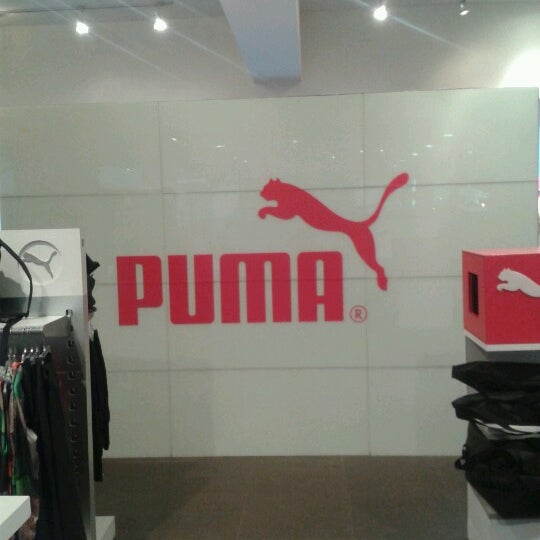 puma showroom vadodara