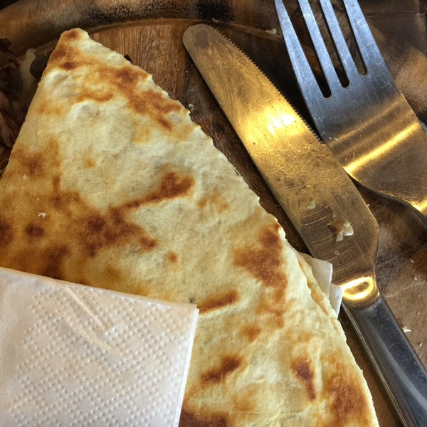 7/5/2016 tarihinde Nicola C.ziyaretçi tarafından Divina Piadina - Piadineria artigianale a Milano'de çekilen fotoğraf