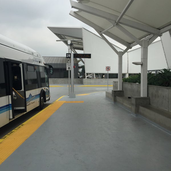 10/16/2015에 David H.님이 Metro El Monte Station에서 찍은 사진