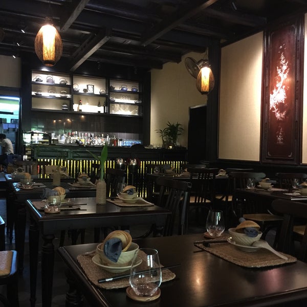 Photo prise au HOME Hoi An Restaurant par chiaki p. le8/23/2017