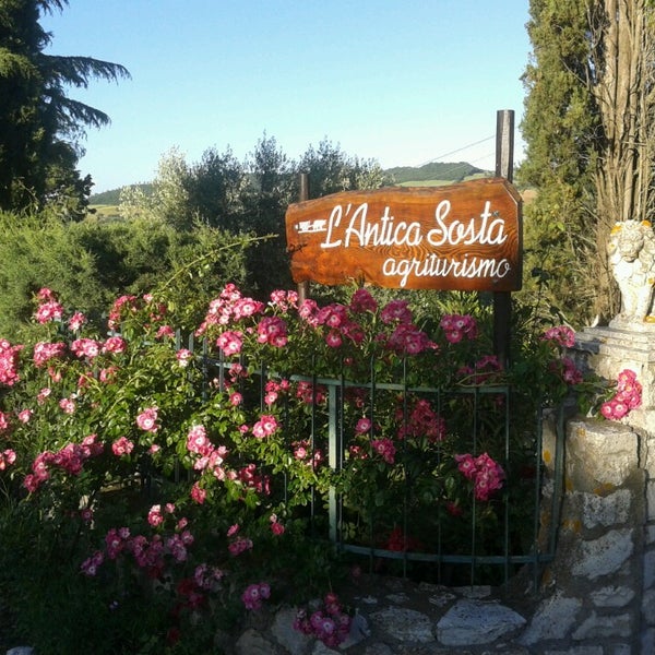 Photo taken at Agriturismo Antica Sosta by Stefano N. on 5/26/2014