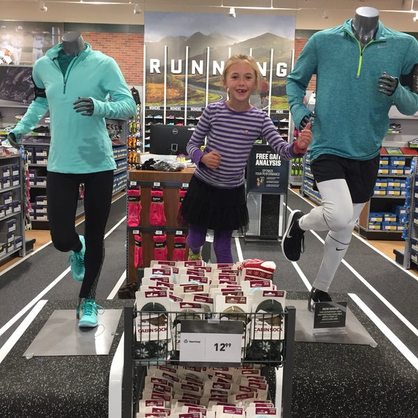 DICK'S Sporting Goods Brookfield, WI