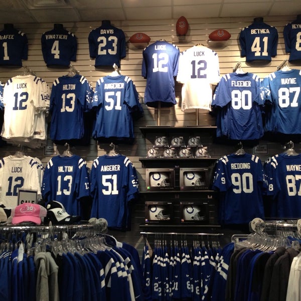 Colts Pro Shop Gift Store in Indianapolis