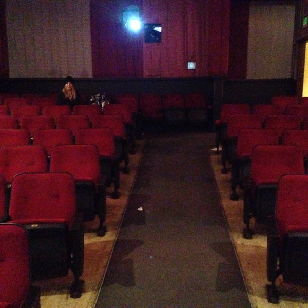 Кинотеатр 9 d в санкт петербурге