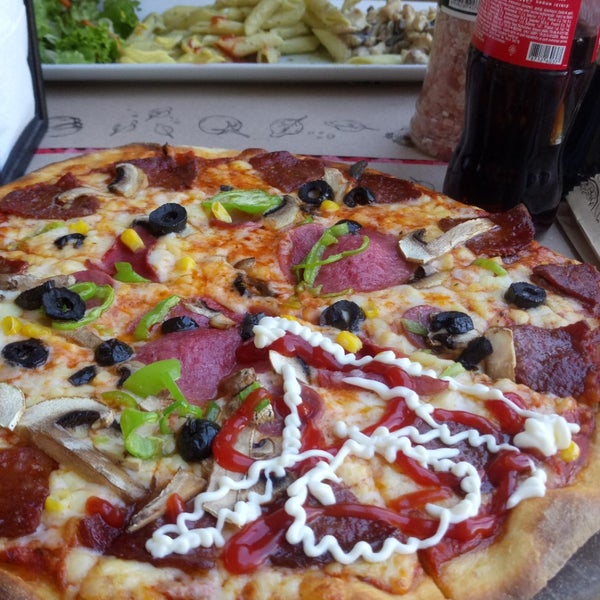 8/30/2019에 Hasan O.님이 Pizza Palermo 2 GO에서 찍은 사진