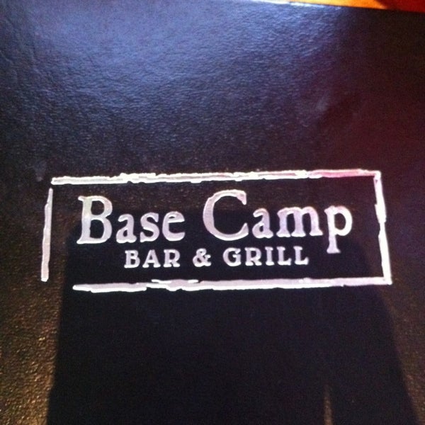 12/24/2012에 Megan C.님이 Base Camp Bar &amp; Grill에서 찍은 사진