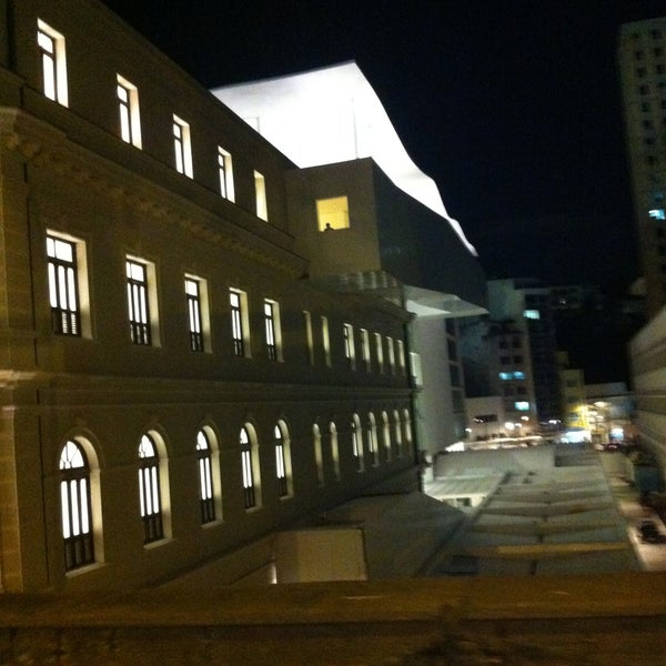 Photo taken at Museu de Arte do Rio (MAR) by Hallyson R. on 4/25/2013