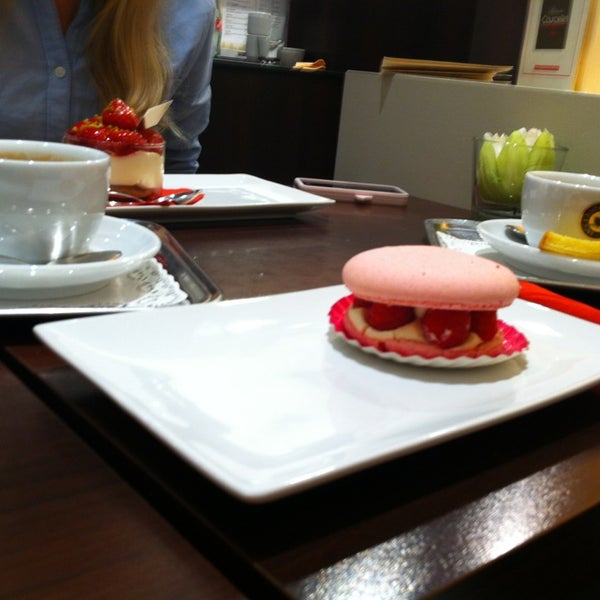 Patisserie Courcelles Bakery