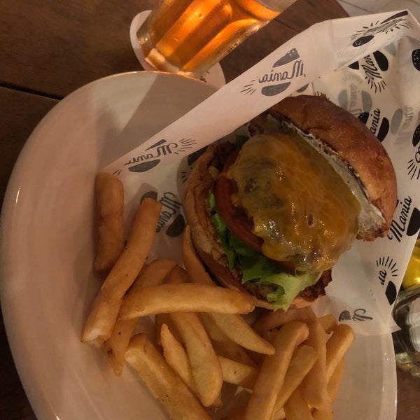 Photos at Burger Mania - 恵 比 寿 - 東 京, 東 京 都
