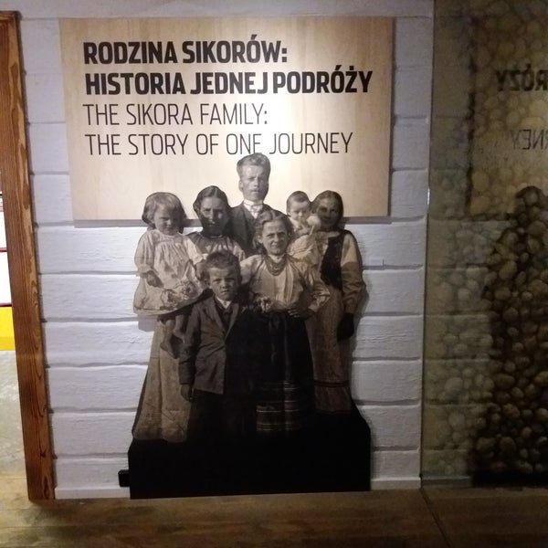 Foto diambil di Muzeum Emigracji w Gdyni oleh Gulietta T. pada 9/5/2017