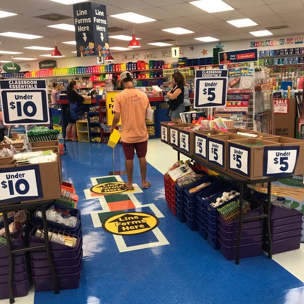 Learn store. Хемлис магазин игрушек метрополис войковская тролли. Learn store. Корейский магазин игрушек в метрополисе. Learn store.