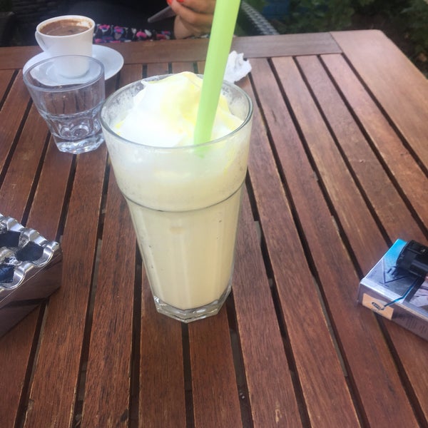 Photo taken at Badem Çikolata &amp; Cafe by Rabia K. on 6/20/2018