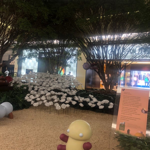 Photo taken at Shopping Cidade Jardim by Gabriella C. on 9/28/2019