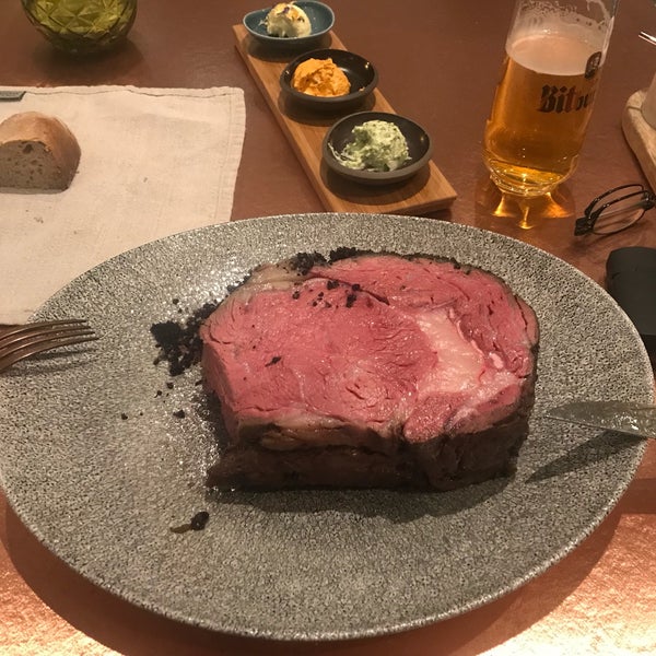 Für Steak Liebhaber eine tolle Erfahrung. Hier gibt es Prime Rib und wer schon einmal in den Staaten war weiss diese Art zu schätzen. Für Hotelgäste - 20%