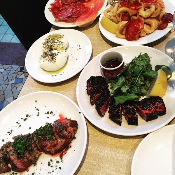 Photos At Le Chat Ivre Tapas Restaurant In Paris