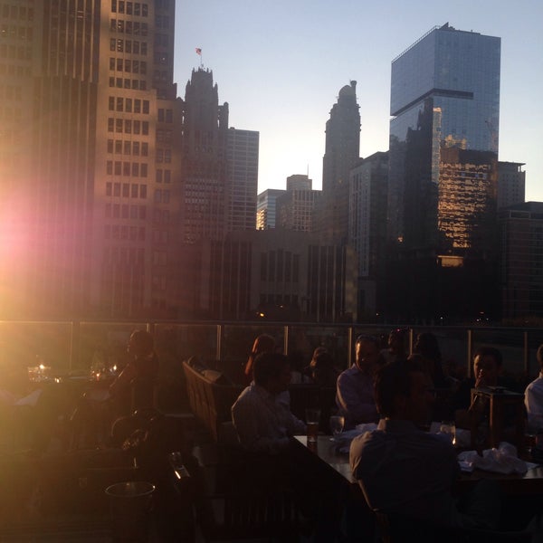 Photo taken at Streeterville Social by Diane M. on 8/4/2015