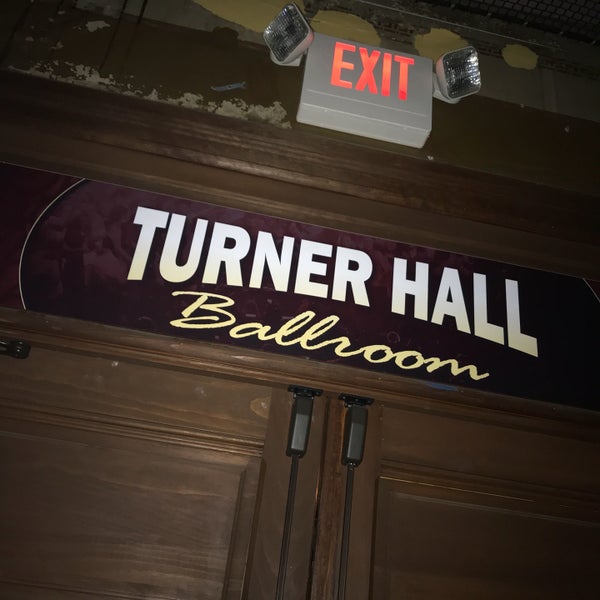 Снимок сделан в Turner Hall Ballroom пользователем radstarr 11/20/2017