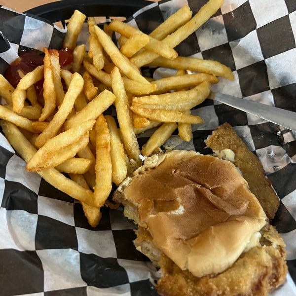 The Arrowhead DriveIn Restaurant American Restaurant