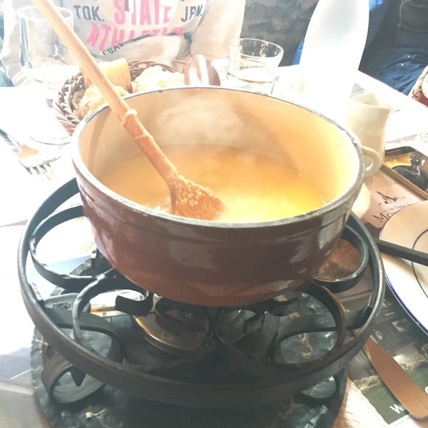 I'm not a cheese fondue fan but this mix was so yummy. It comes with bread only.