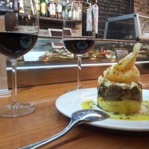 รูปภาพถ่ายที่ Restaurante Arrocería Caroba โดย Montse M. เมื่อ 11/22/2013
