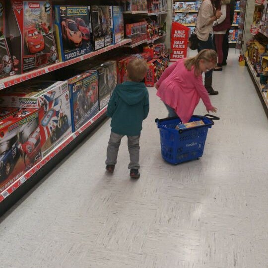 Toys"R"Us (Now Closed) Toy Store in Ipswich
