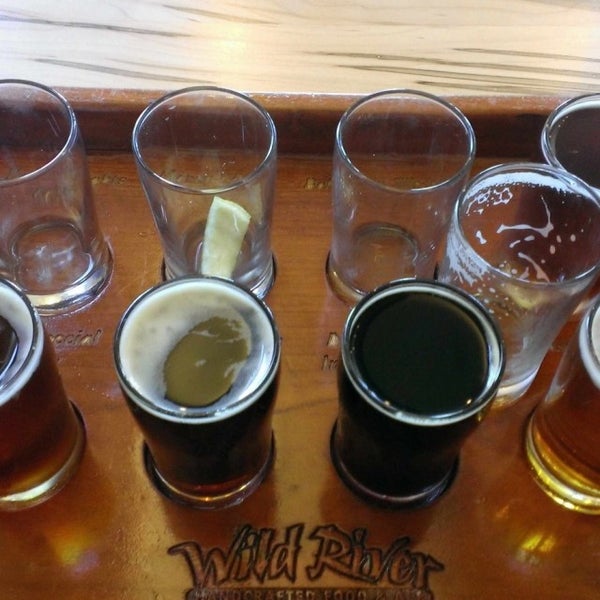 Photo taken at Wild River Brewing &amp; Pizza Co. by Matthew on 6/15/2015