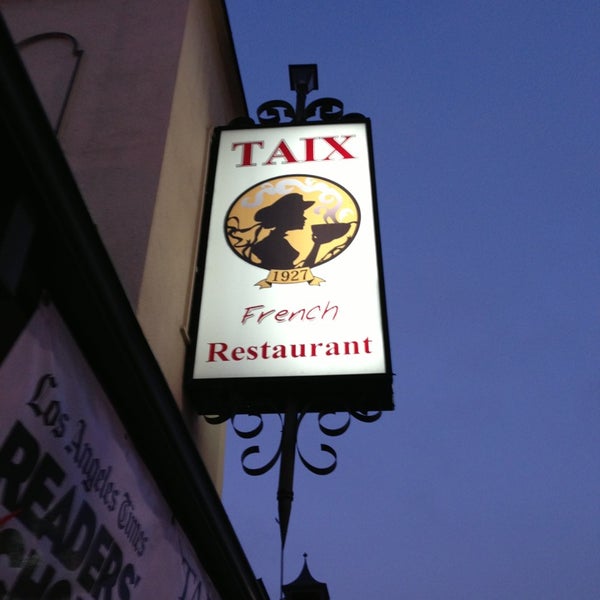 6/8/2013 tarihinde Mike O.ziyaretçi tarafından Taix French Restaurant'de çekilen fotoğraf