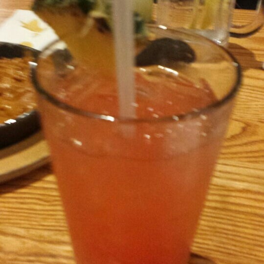 Photo taken at Chili&#39;s Grill &amp; Bar by iliana on 12/18/2015