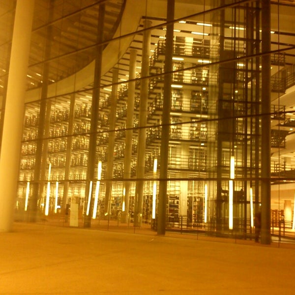 Photos At Library Utp 2 Tips