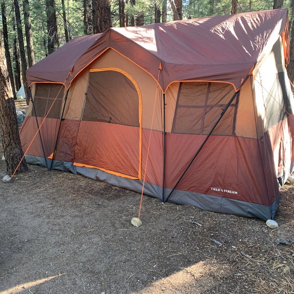 Field & stream highlands lodge 12 person outlet tent