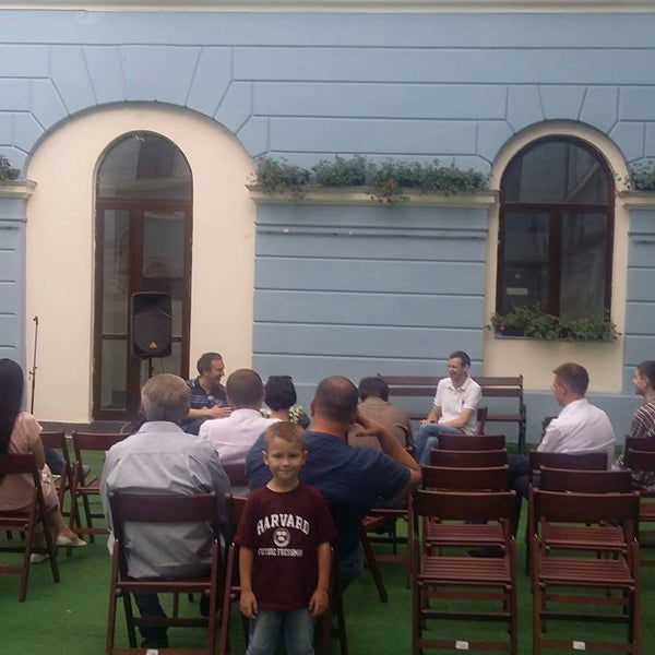7/24/2016에 Pavlo S.님이 Чернівецька міська рада / Chernivtsi City Council에서 찍은 사진