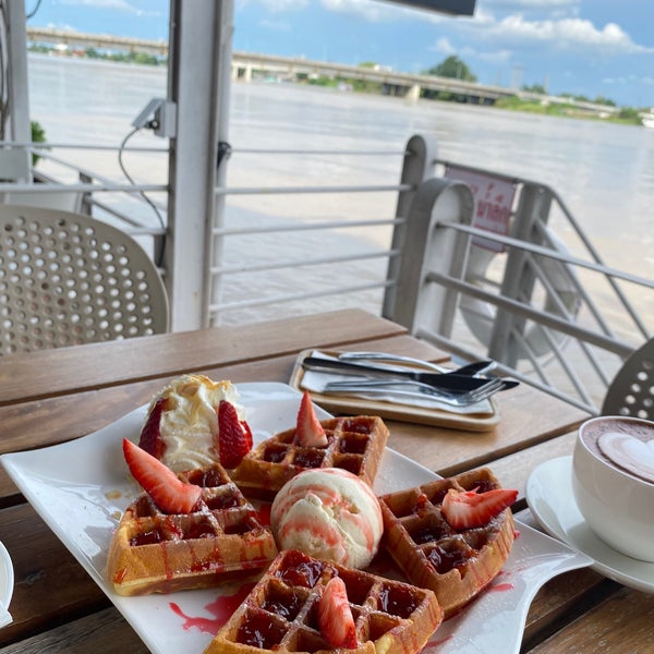 On the River Café - ปทุมธานี, ปทุมธานี
