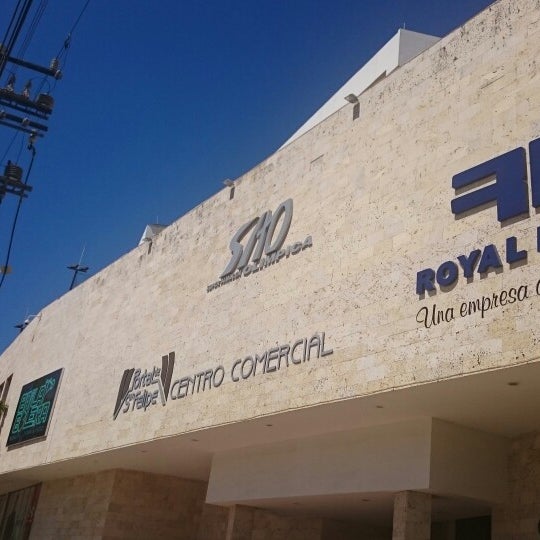 Photo prise au Centro Comercial Portal de San Felipe par Rolando José B. le1/5/2015
