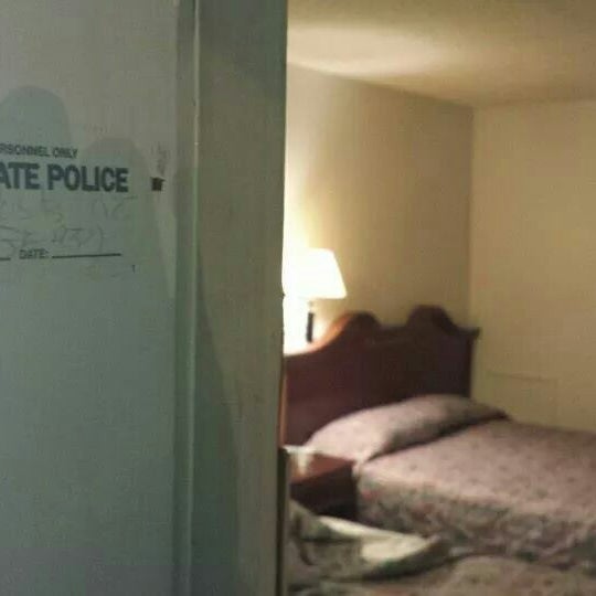 Motel 6 701 Altamont Blvd