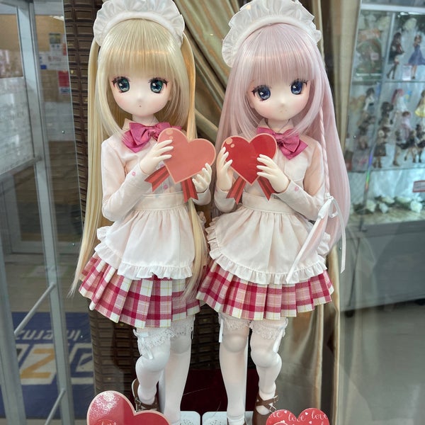 Fotografii Na アゾン レーベルショップ名古屋 Tovary Dlya Hobbi V 名古屋市