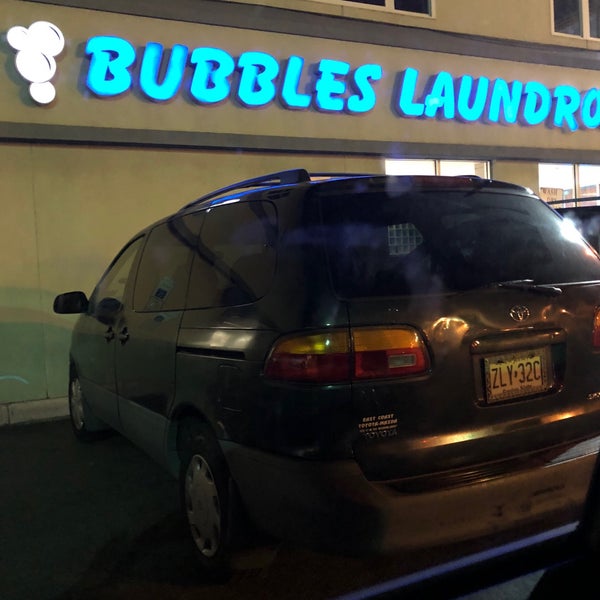 Bubbles Laundromat Union City, NJ