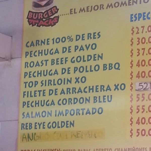 Photo prise au Pepe&#39;s burger snacks     Cuando usted la prueba lo comprueba, La mejor! par Jairo B. le2/14/2013