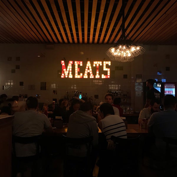 9/24/2018 tarihinde Tiago B.ziyaretçi tarafından Meats'de çekilen fotoğraf