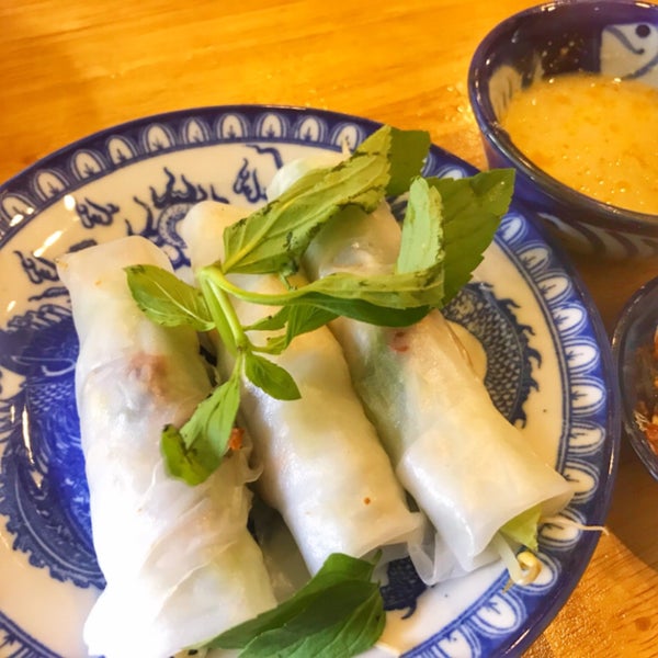5/1/2019 tarihinde amasamasziyaretçi tarafından Madam Thu: Taste of Hue'de çekilen fotoğraf