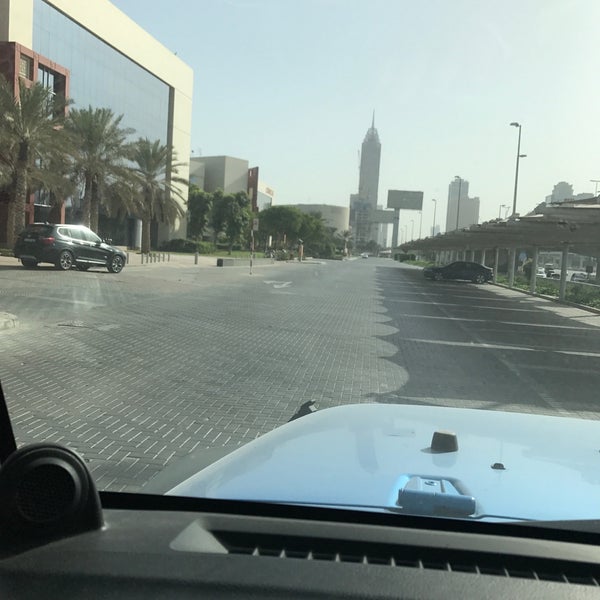 Photo prise au Dubai Internet City par Lewi ا. le8/8/2017