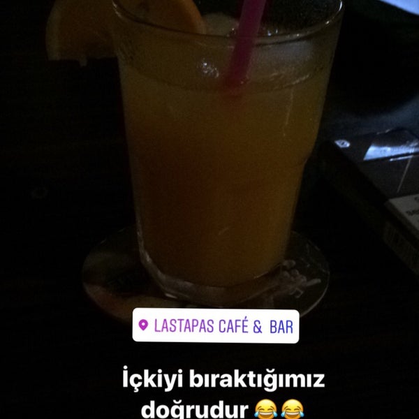 Foto scattata a Las Tapas Café Bar da Müslüm E. il 9/5/2017