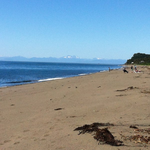 Photo taken at Playa Lelbun by Mauricio O. on 1/13/2013